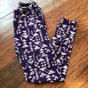 OS Purple Aztec leggings